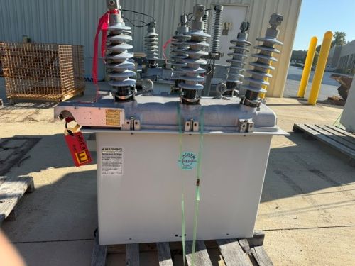 Cooper Power VWV38X Recloser (Serial 043867)